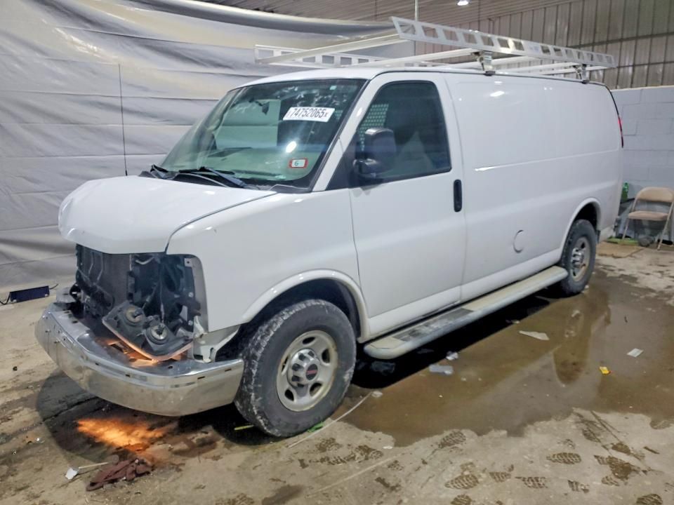 2015 GMC Savana G2500 Utility / Service Van
