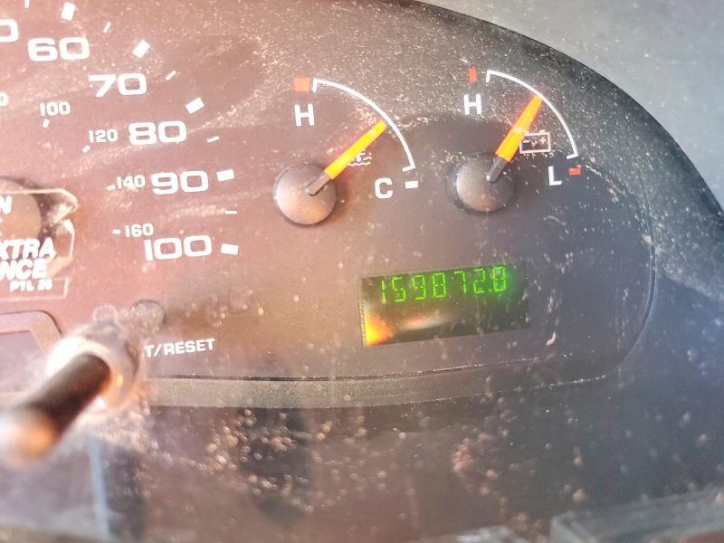 2004 Ford E350 BOX Truck