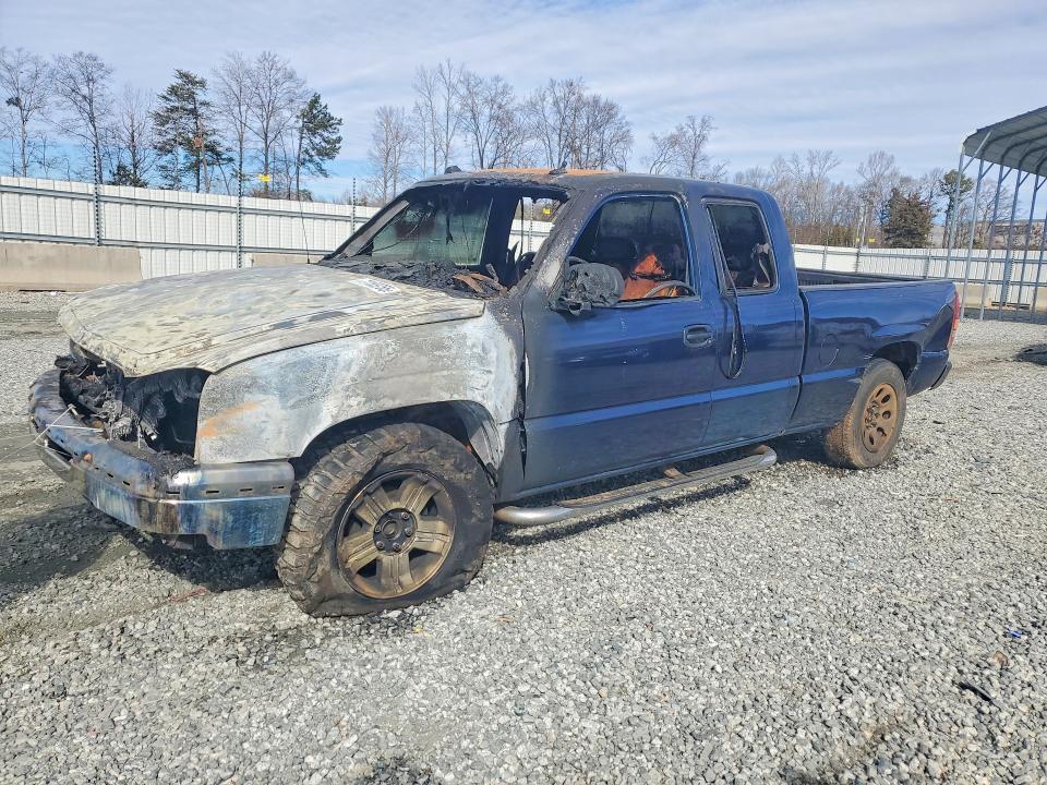 2004 Chevrolet Silverado C1500