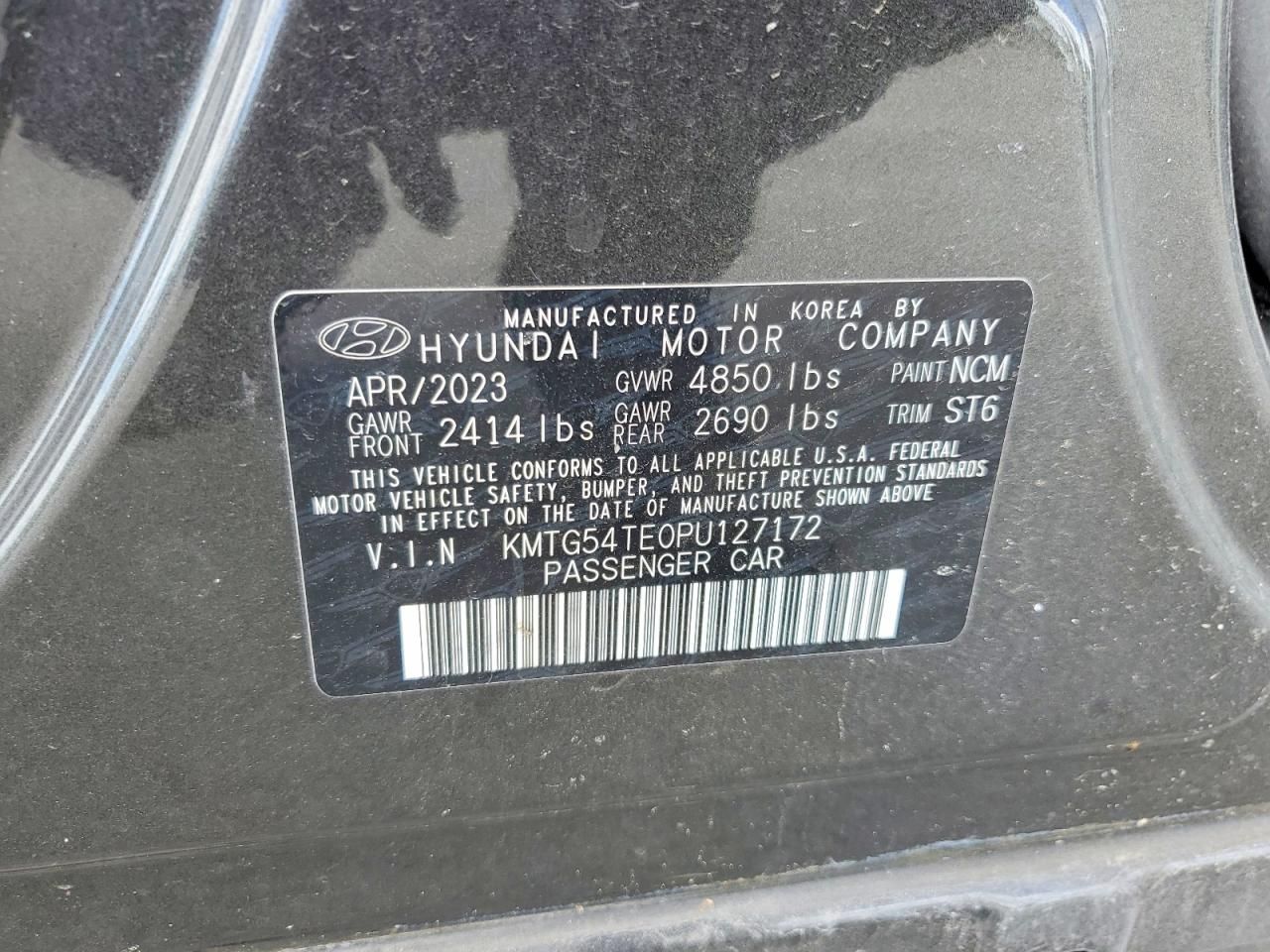 2023 Genesis G70 Base