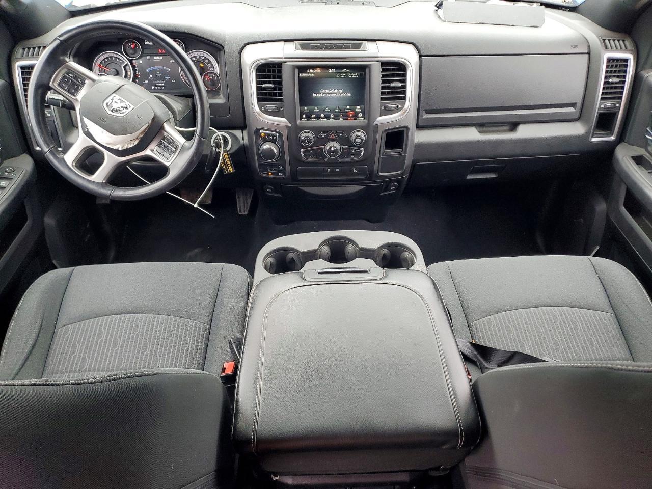 2022 Dodge Ram 1500 Classic slt