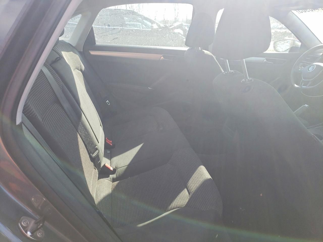 2016 Volkswagen Passat s