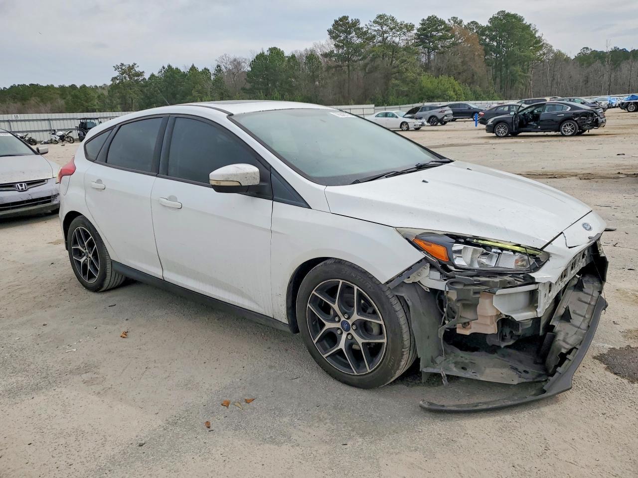 2017 Ford Focus sel