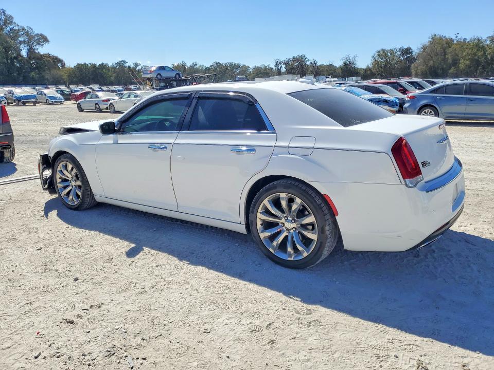 2018 Chrysler 300 Limited