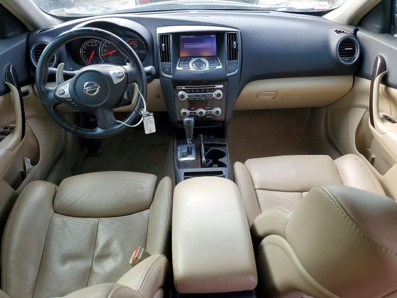 2013 Nissan Maxima s