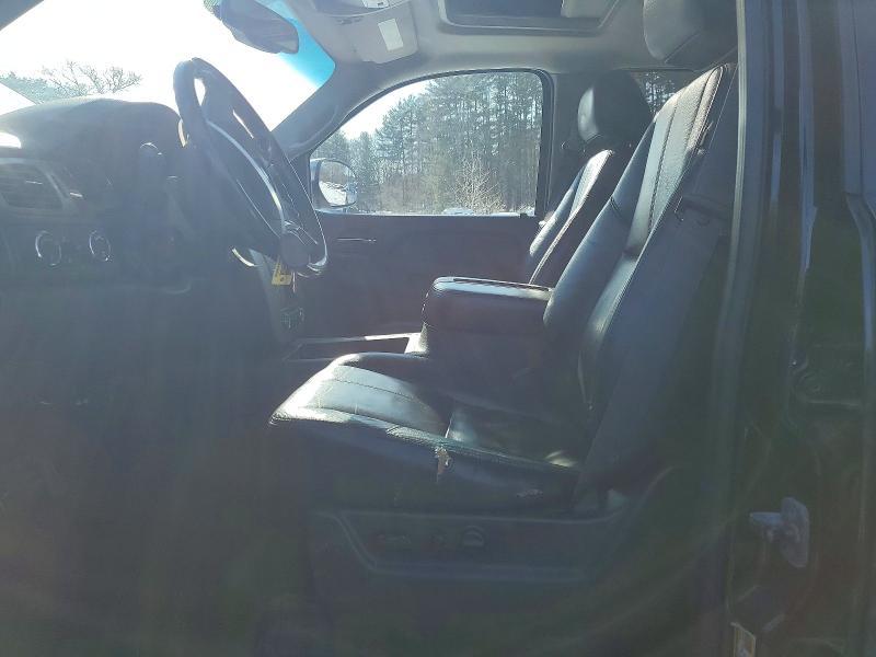 2011 GMC Yukon xl K1500 slt