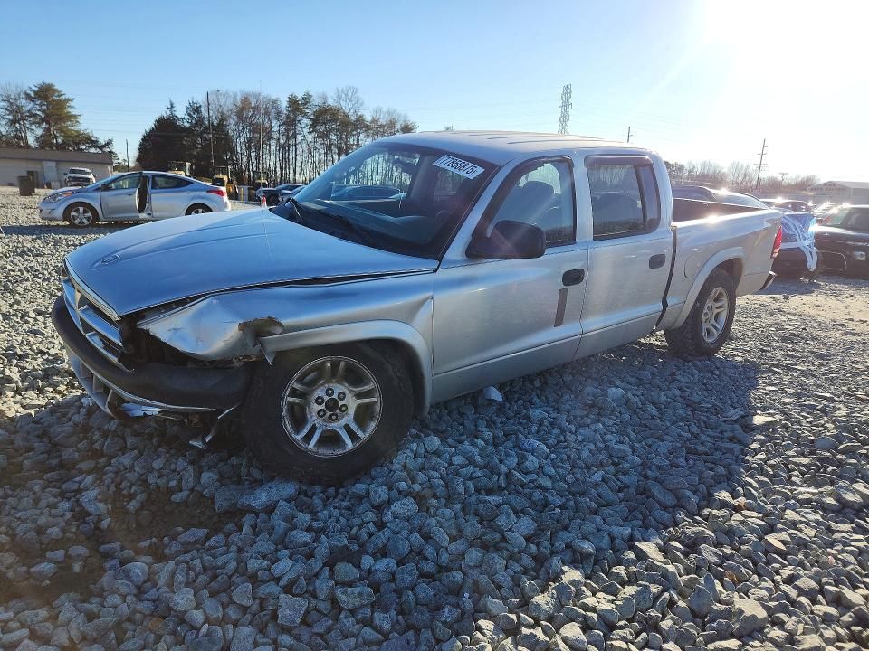2004 Dodge Dakota Quad Sport