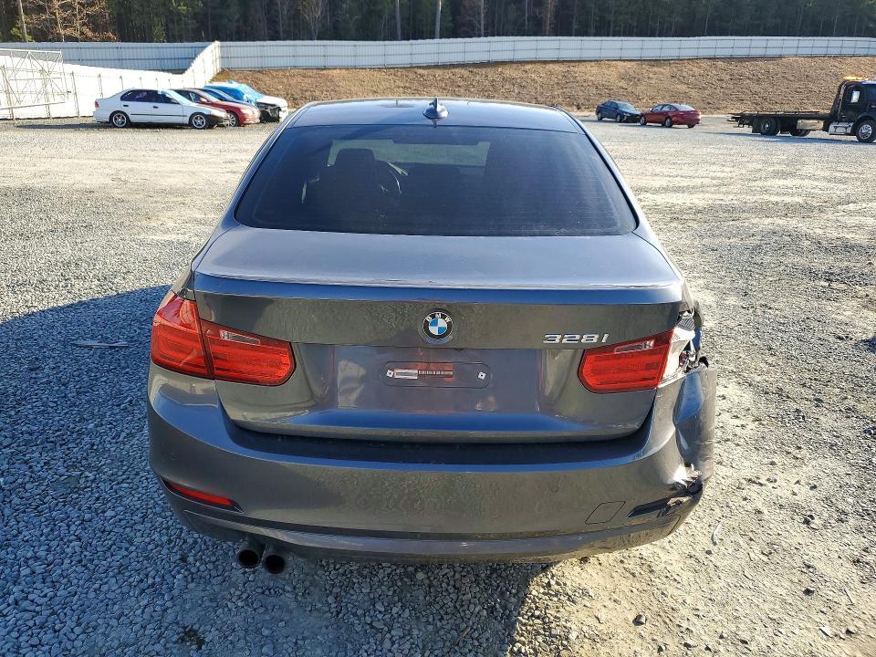2015 BMW 328 i