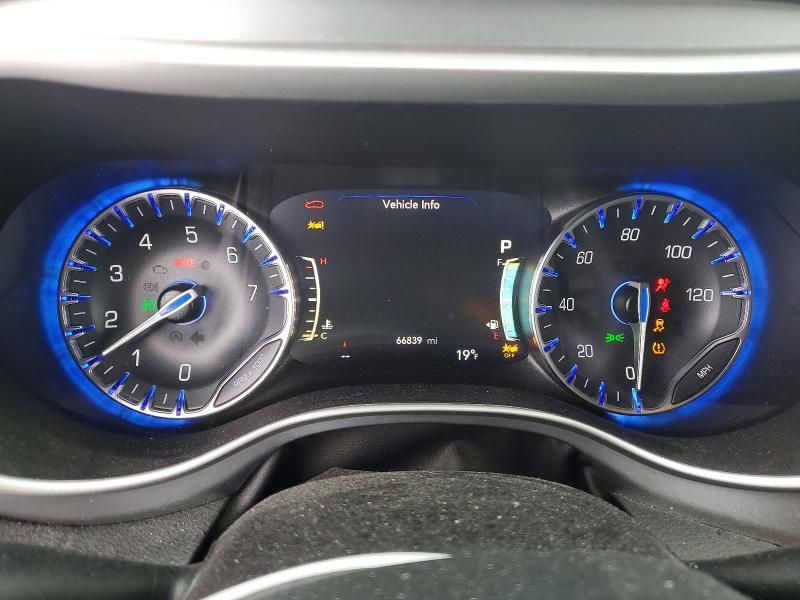 2022 Chrysler Pacifica Touring l