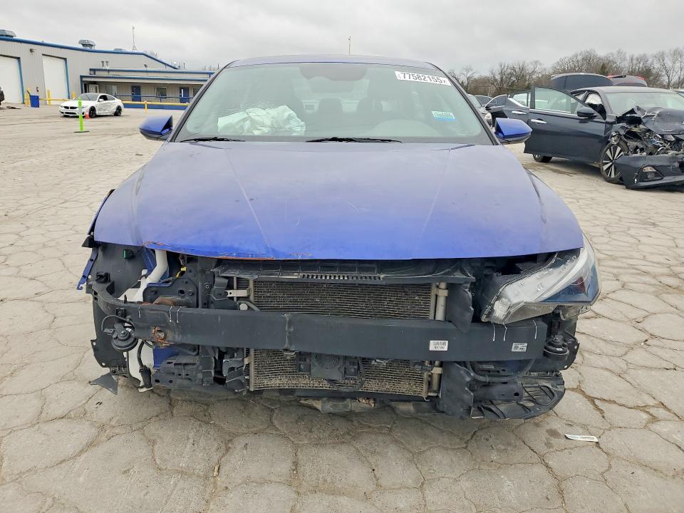2023 Hyundai Elantra Blue