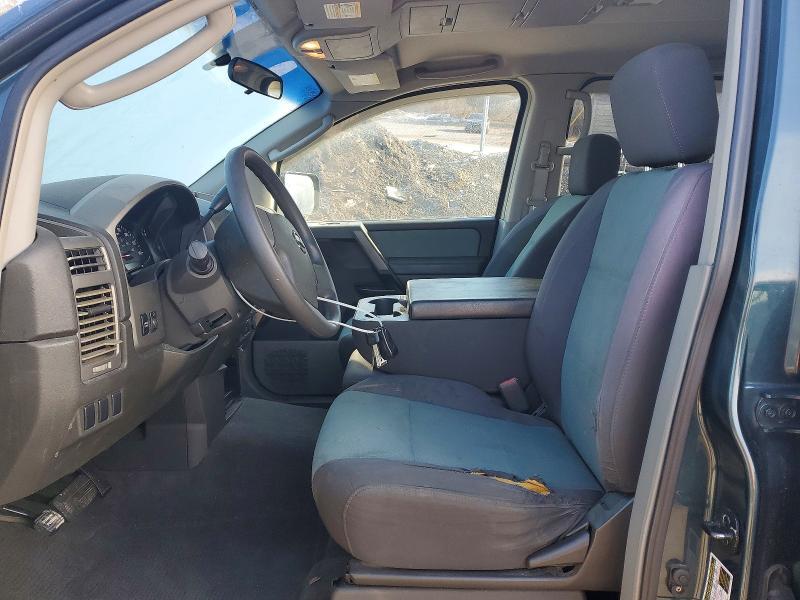 2004 Nissan Titan XE