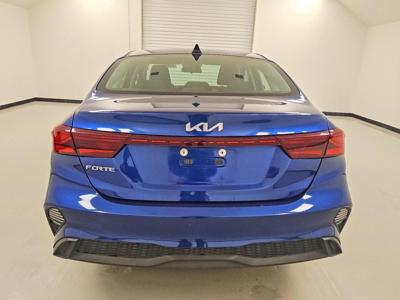 2024 KIA Forte lx