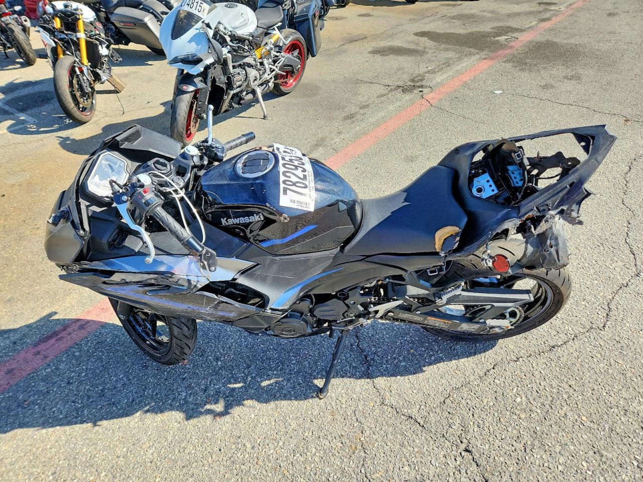 2025 Kawasaki EX500 A