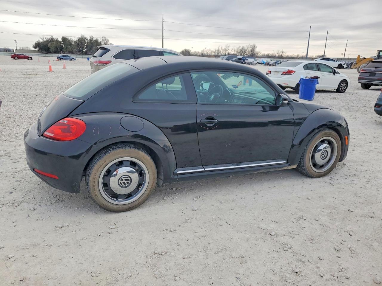 2013 Volkswagen Beetle