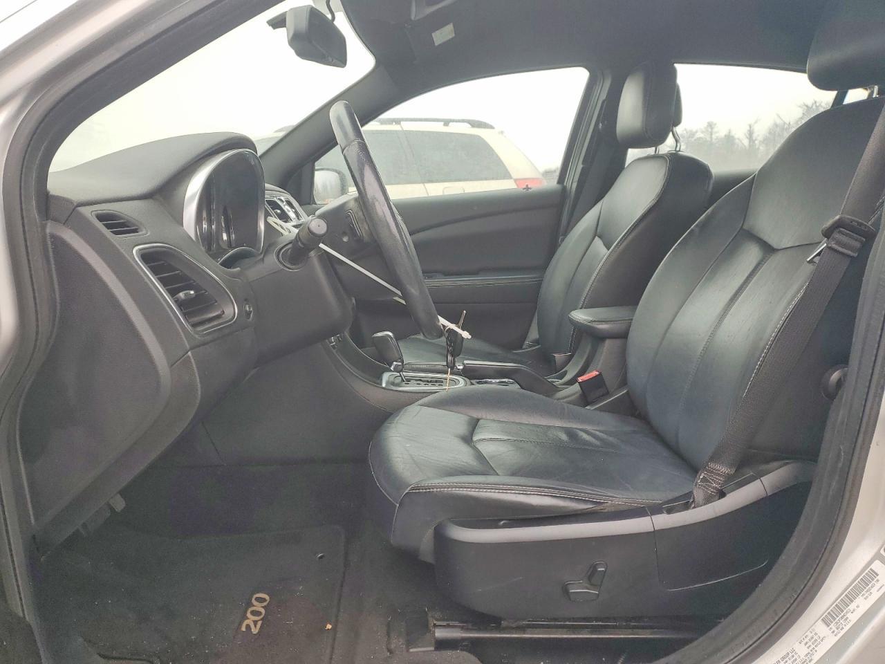 2011 Chrysler 200 Limited