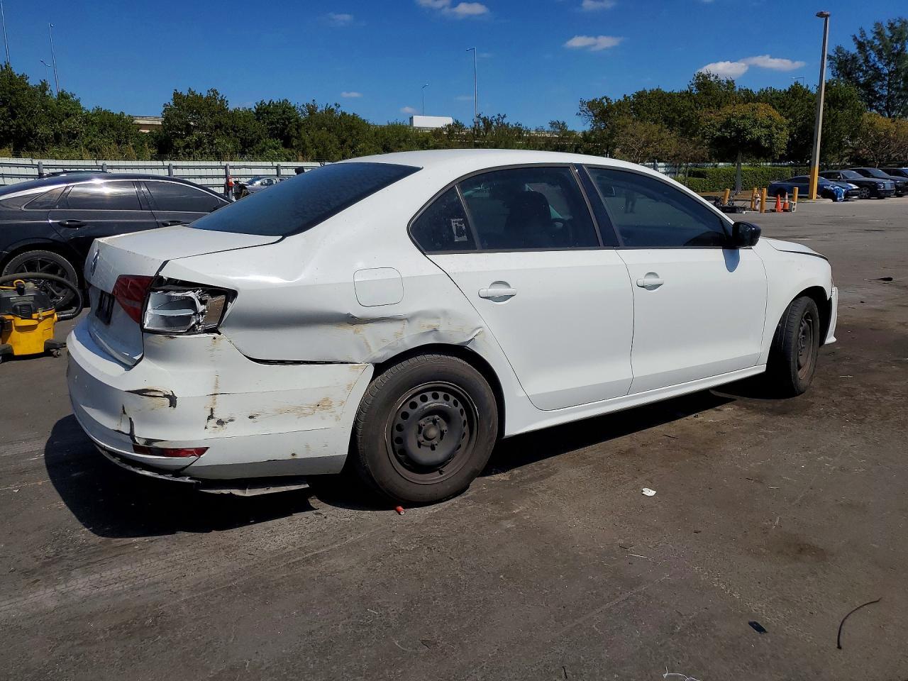 2015 Volkswagen Jetta Base