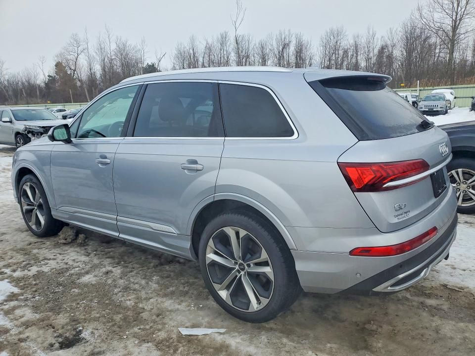 2021 Audi Q7 Premium Plus