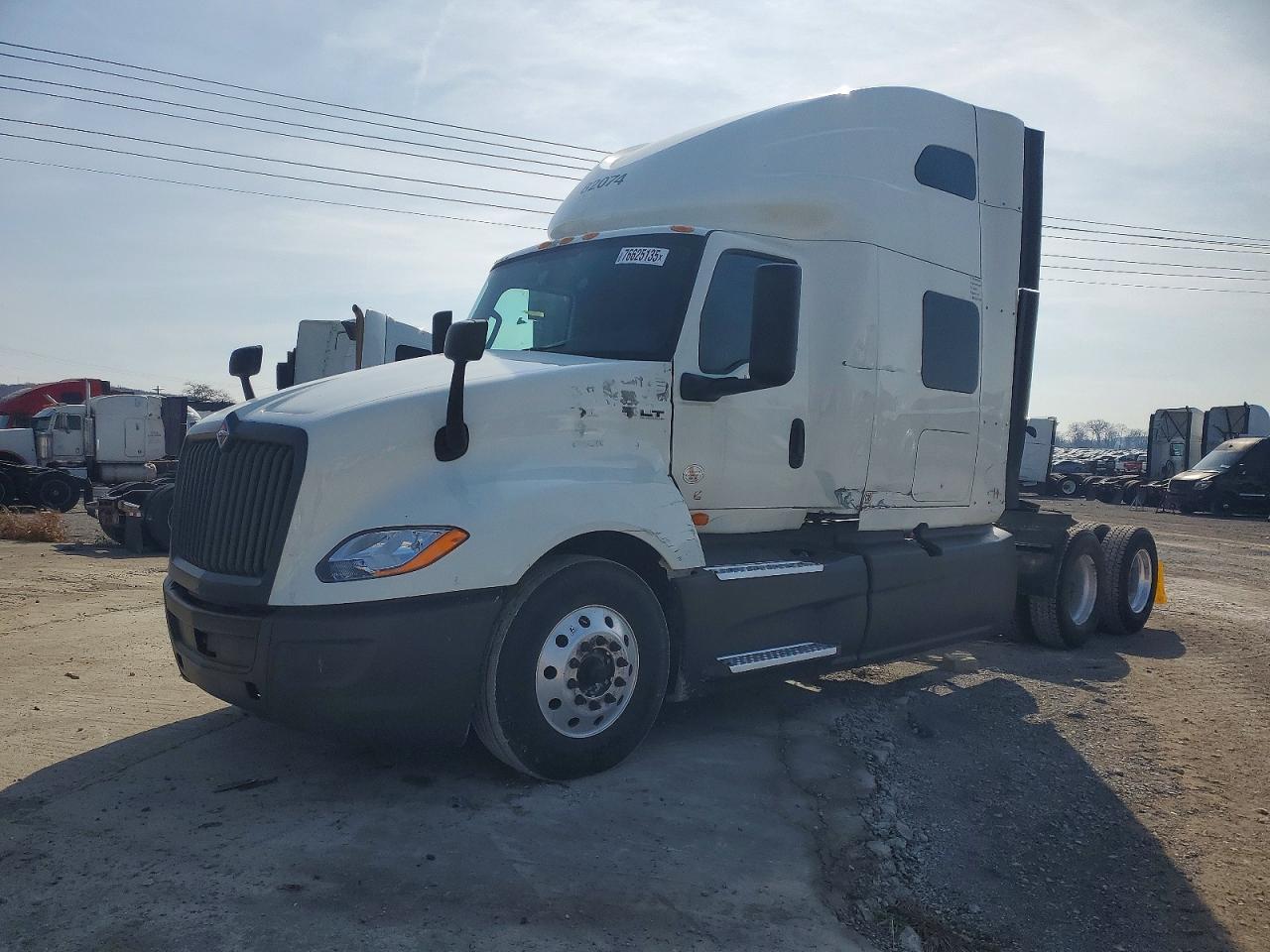 2022 International LT625