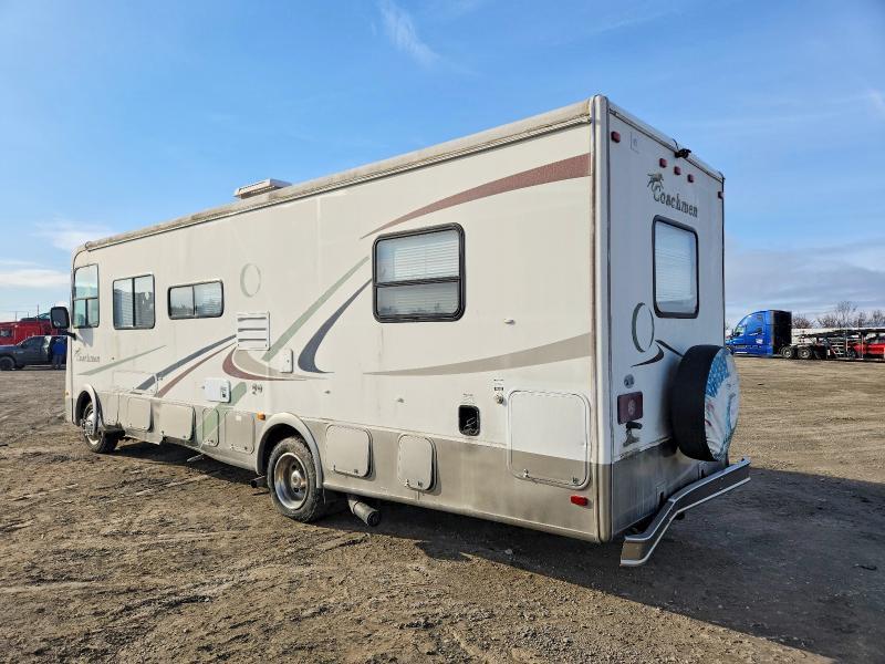 2004 Ford F550 Super Duty Camper