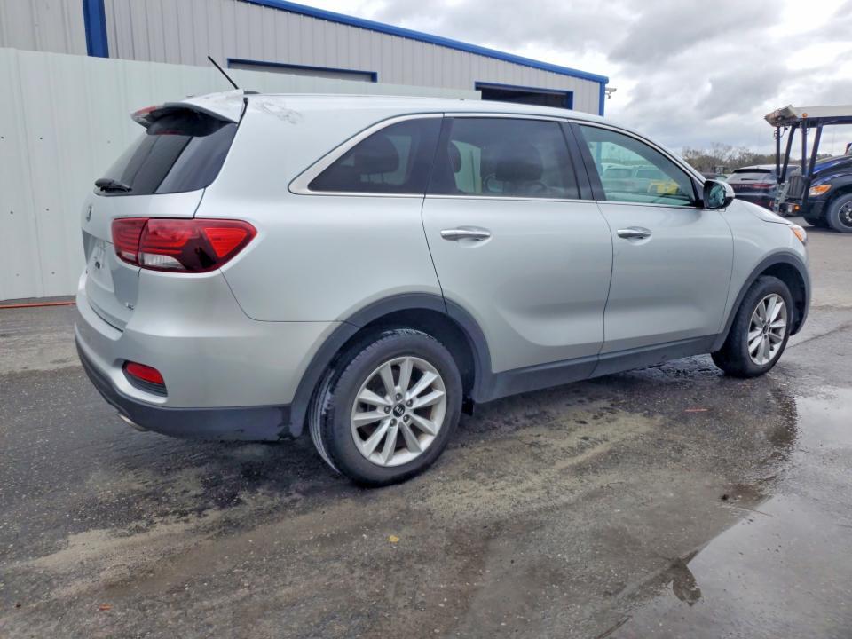 2020 KIA Sorento lx V6