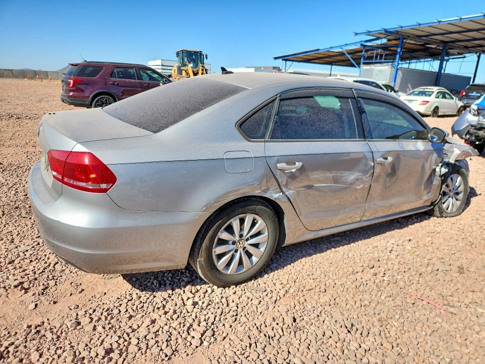 2013 Volkswagen Passat s