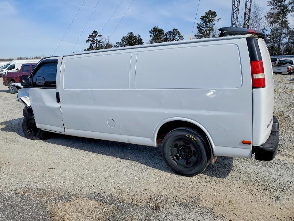 2008 GMC Savana 3500 Delivery Van