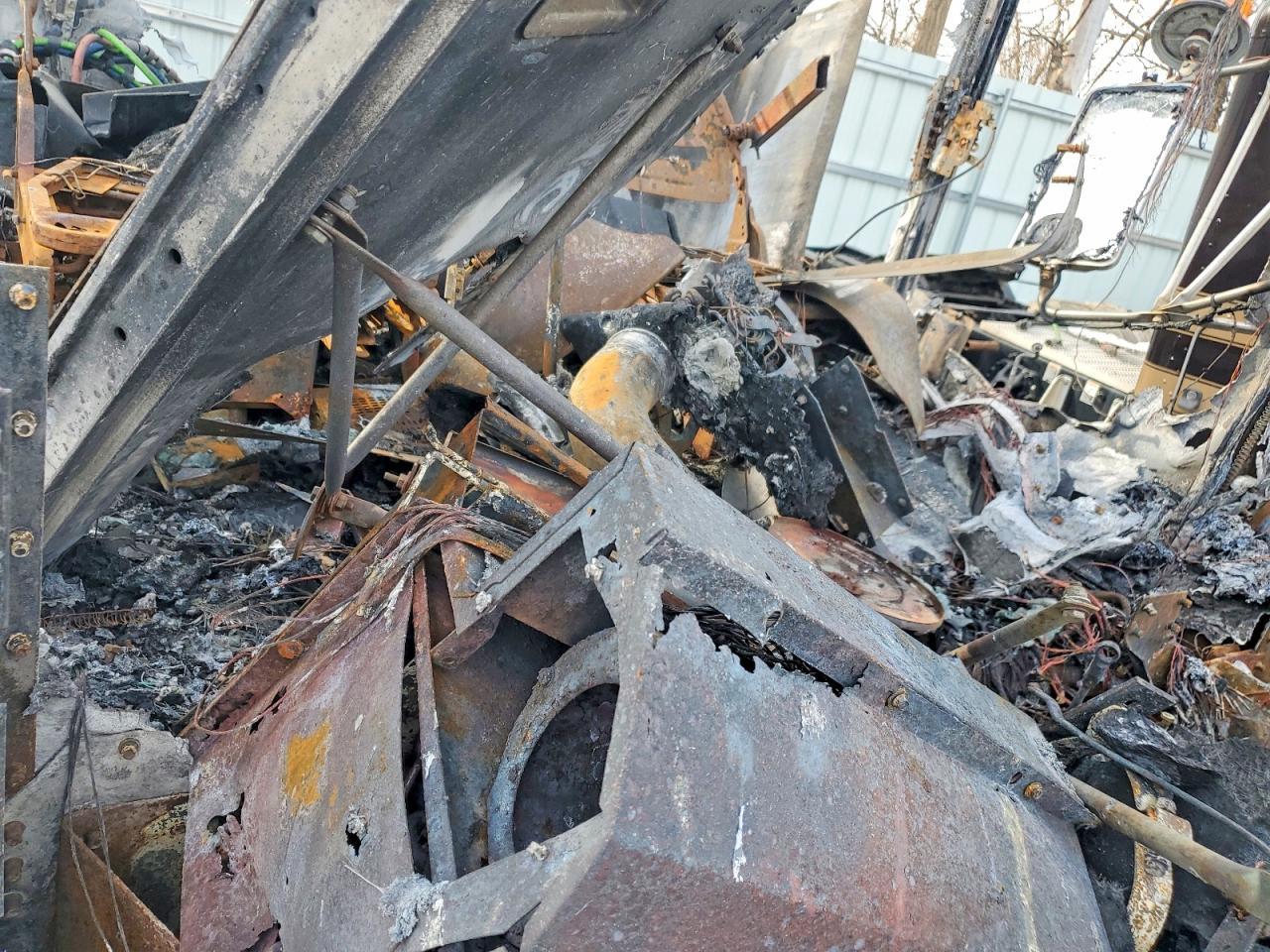 1999 Kenworth W900 Semi Truck