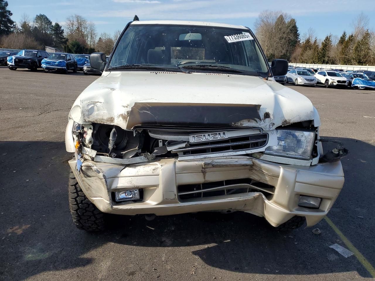 2001 Isuzu Trooper s