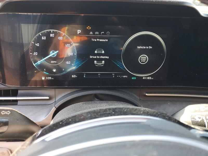 2024 KIA Carnival sx