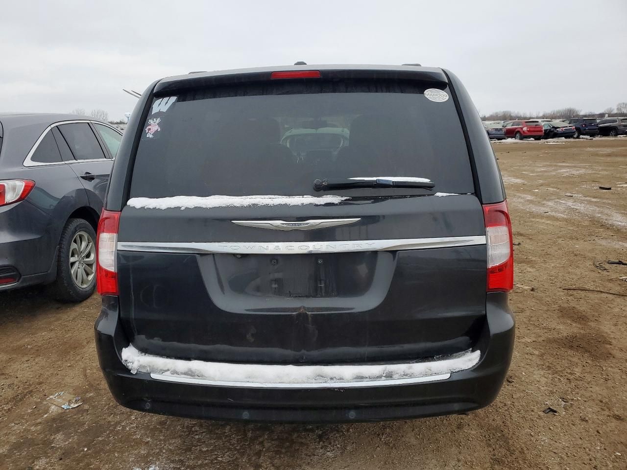 2013 Chrysler Town & Country Touring l