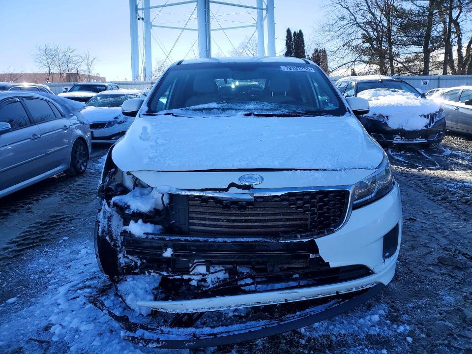 2018 KIA Sedona lx