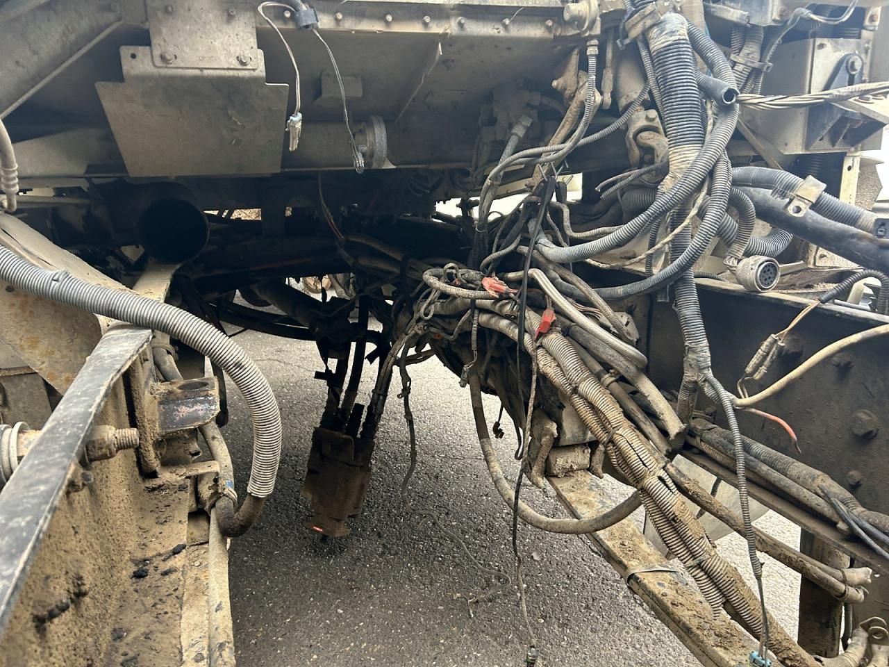 2000 Kenworth T600 Semi Truck