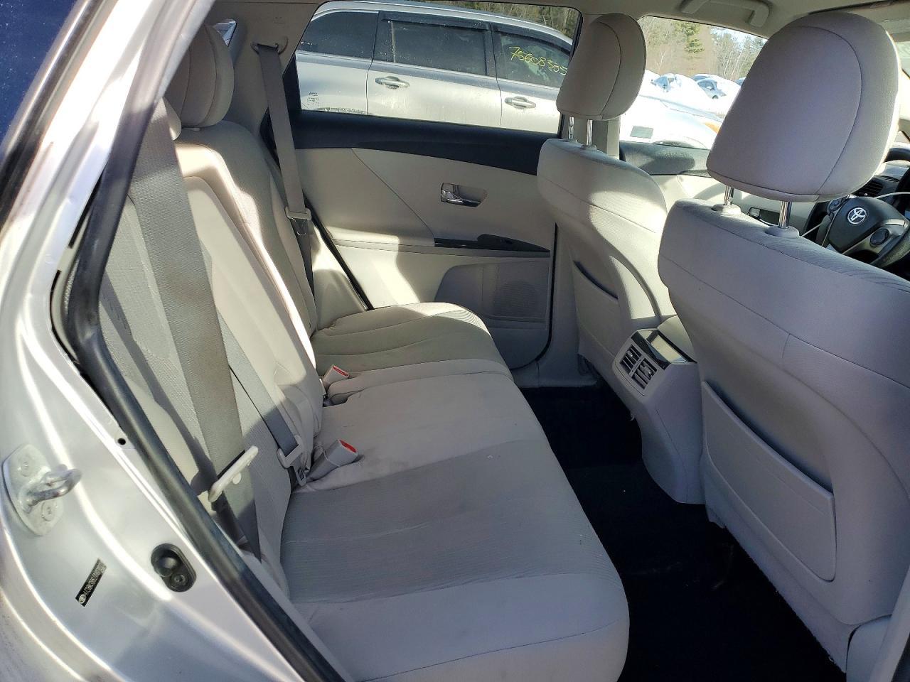 2013 Toyota Venza le