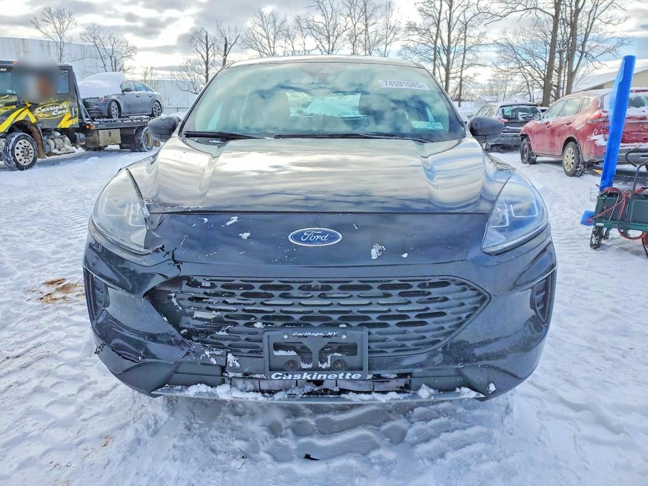 2020 Ford Escape s