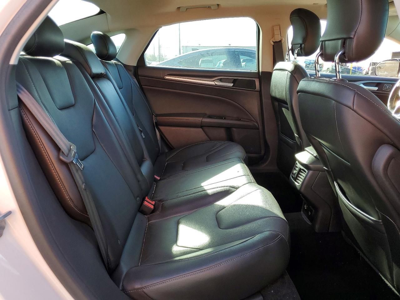 2013 Ford Fusion Titanium hev