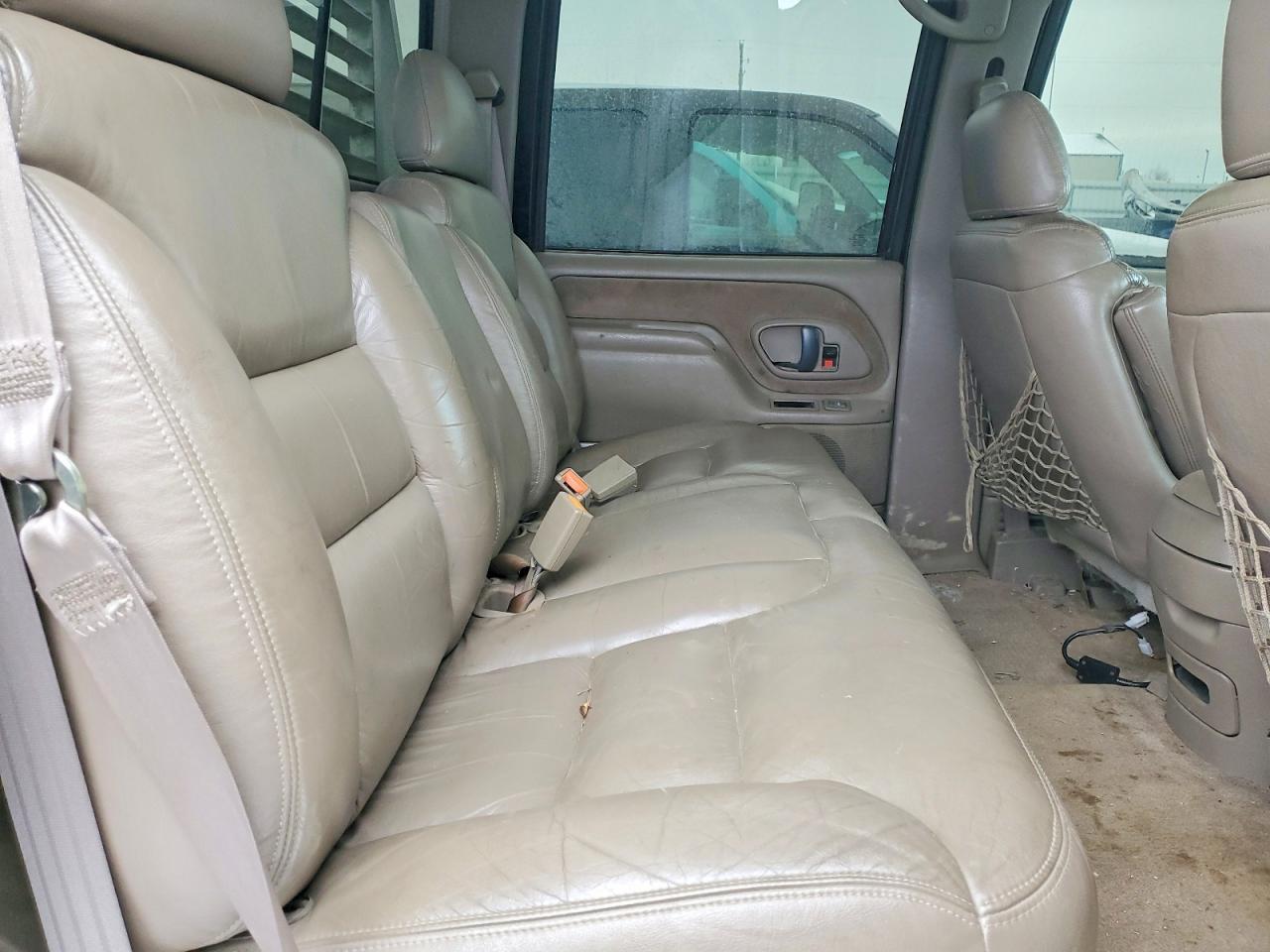 1999 Chevrolet 1999 Chev 3500 Crew Cab 168.5