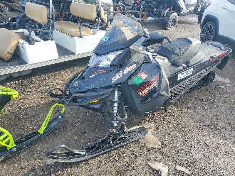 2017 Skidoo Renegade