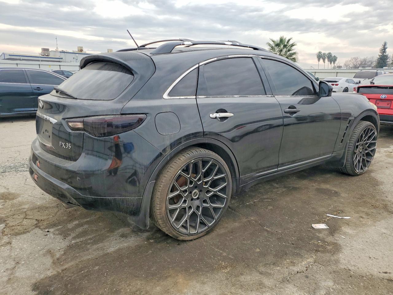 2012 Infinity Fx35 Base
