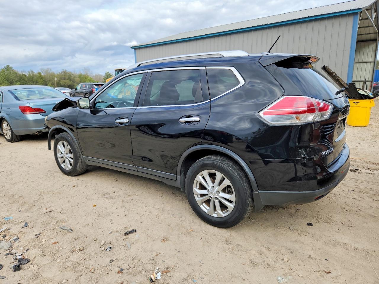 2015 Nissan Rogue sv