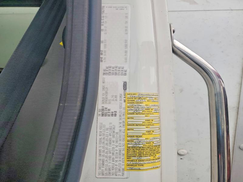 2012 Freigliner 2012 Freightliner Business Class M2 BOX Truck
