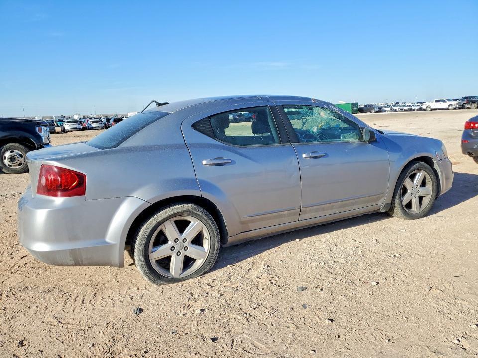 2013 Dodge Avenger se
