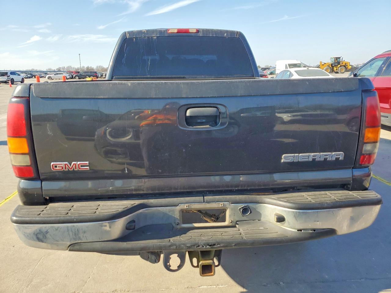 2004 GMC Sierra K2500 Crew Cab