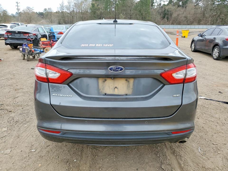 2015 Ford Fusion se