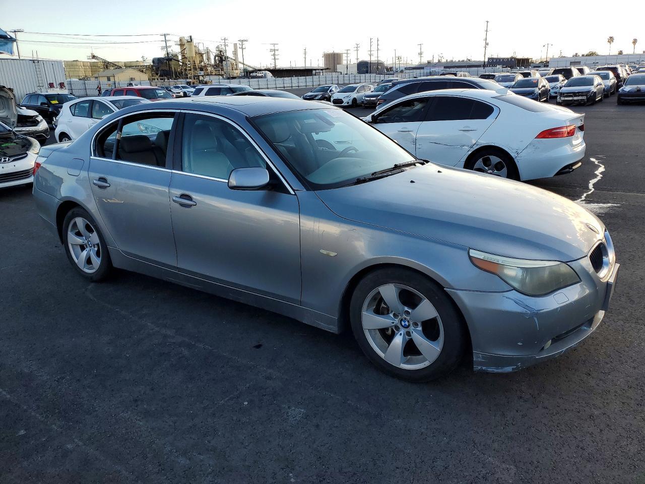 2005 BMW 525 i
