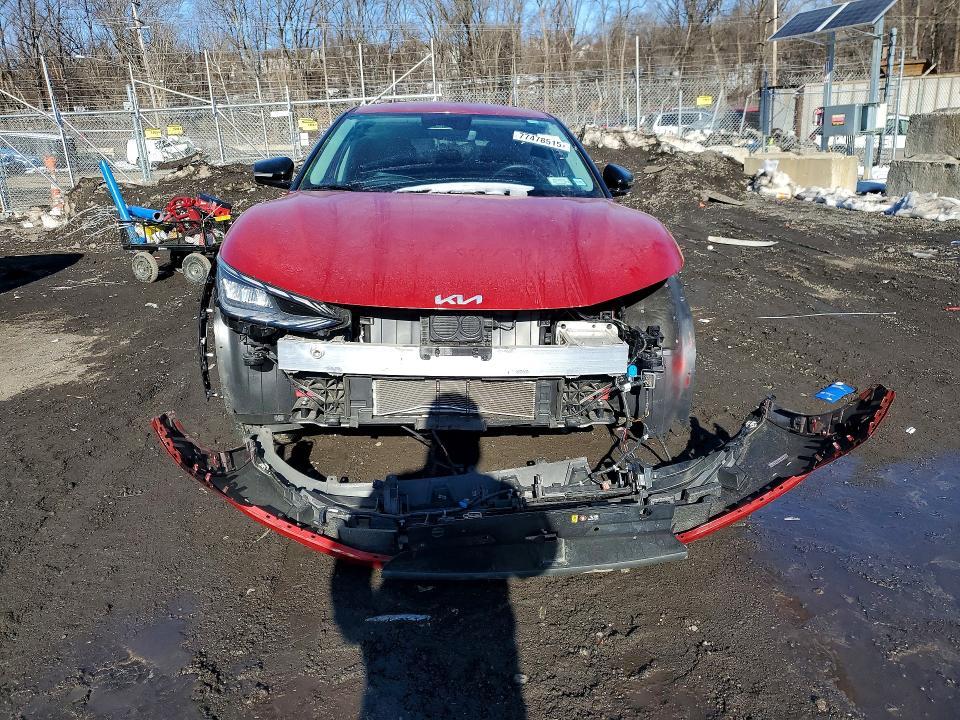 2024 KIA EV6 Light