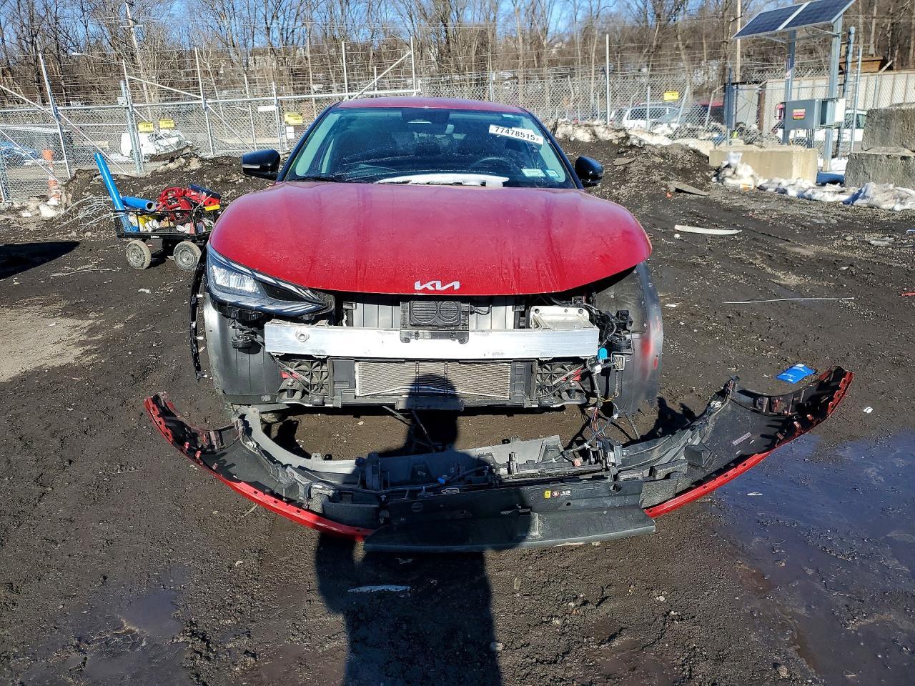 2024 KIA EV6 Light