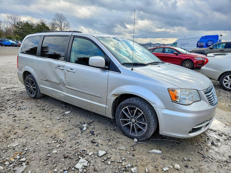 2012 Chrysler Town & Country Touring