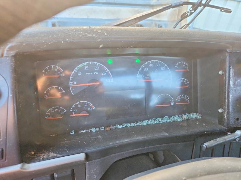 2006 Volvo VN VNL