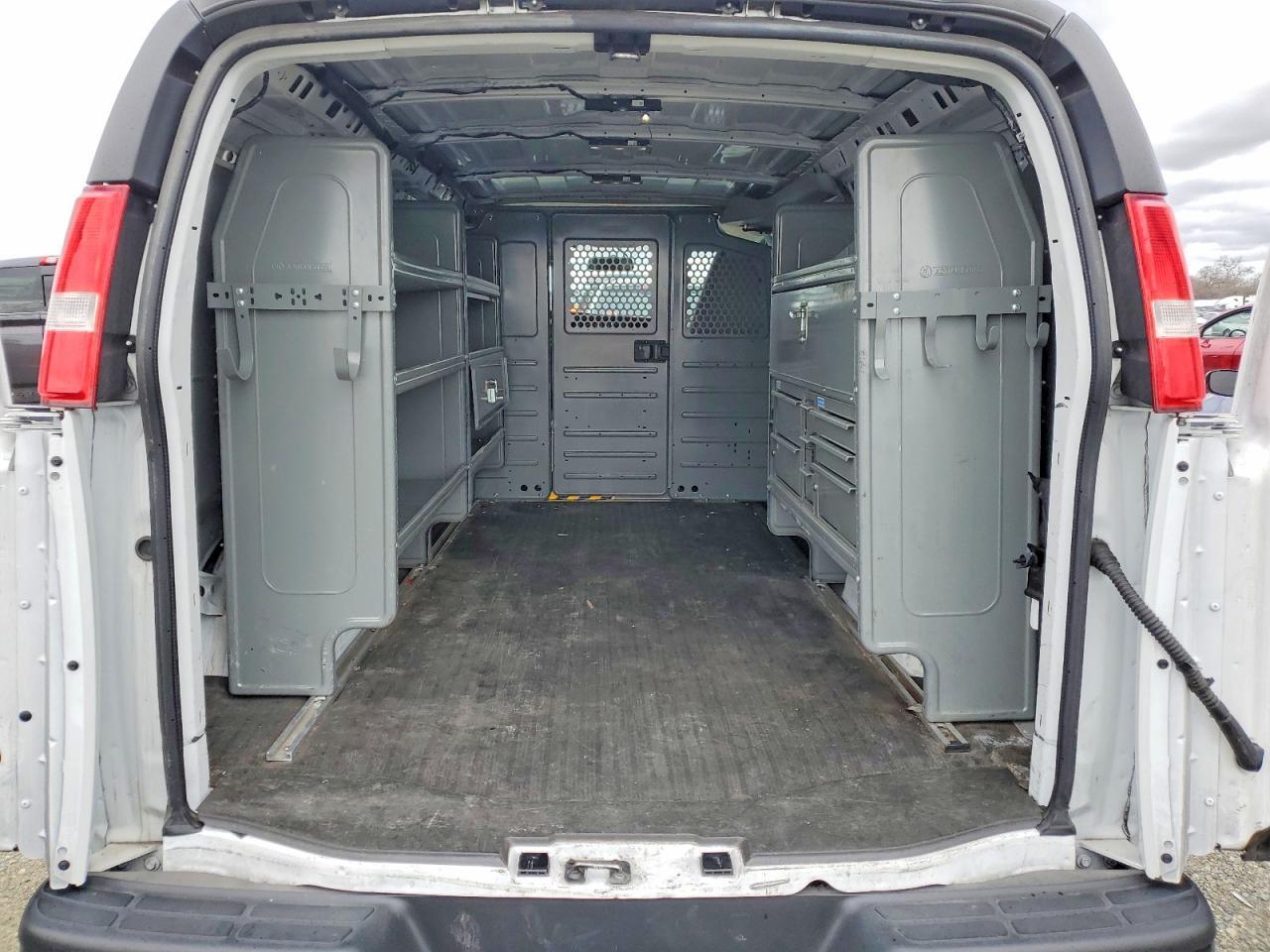 2023 Chevrolet Express 2500 Cargo Utility / Service Van