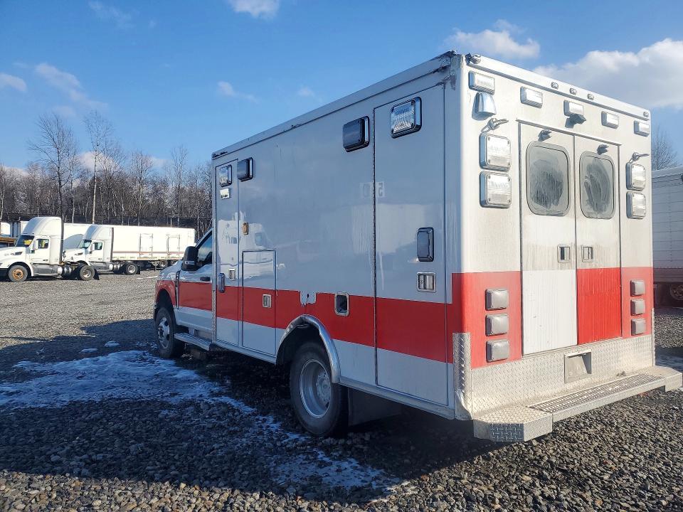 2024 Ford F350 Super Duty Ambulance